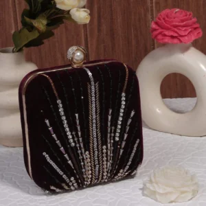 Square shape clutches